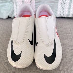 Girls Nike Cleats